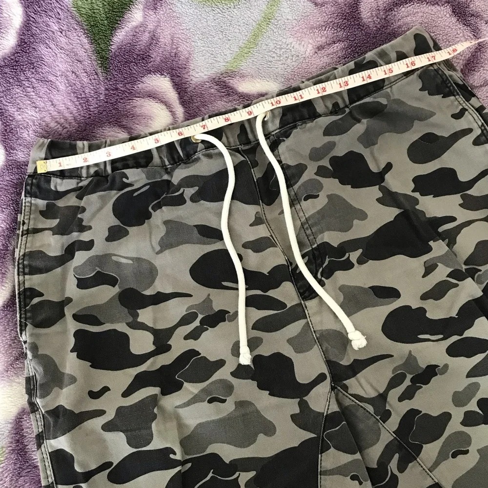 Divided by H&M Men’s Camo Joggers